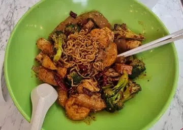 Diner 'feels the pain' as he forks out $26 for mala hotpot noodles at food court