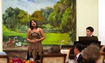 Singapore soprano win prestigious music festival in Wales