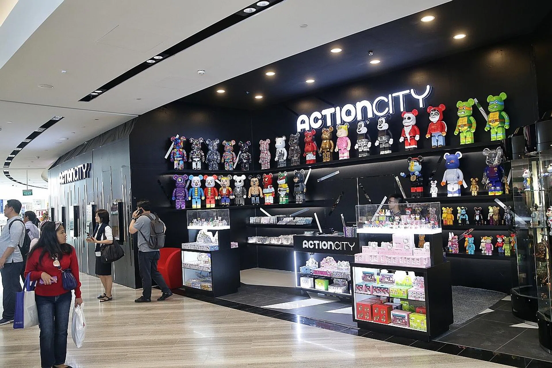 But homegrown toy shop Action City hardly drew any interest. 