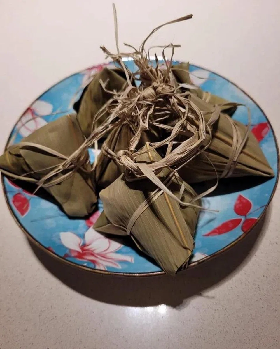 710