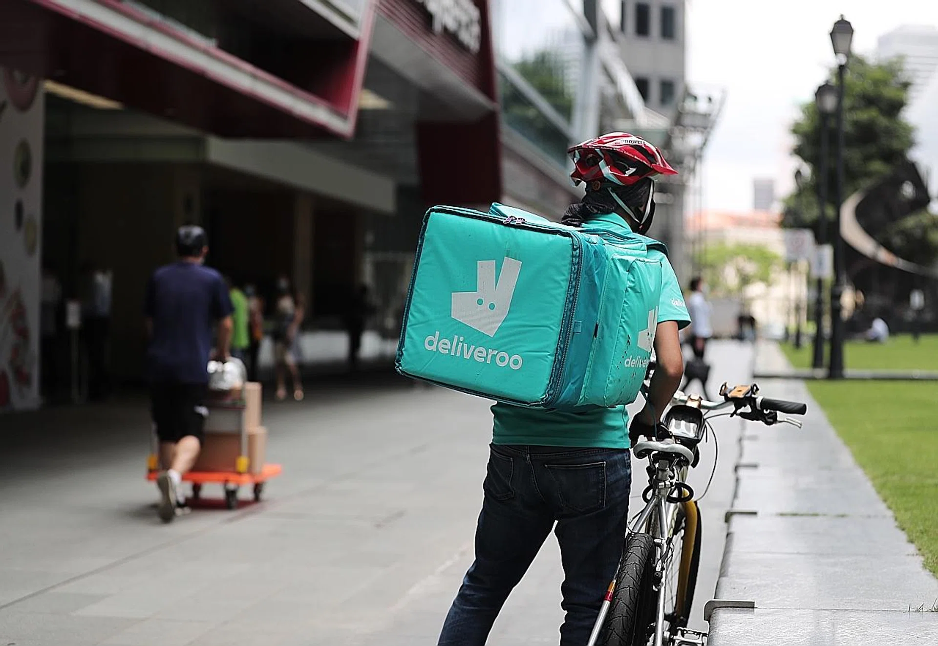 The study also found delivery services supported a $2 billion turnover for partner restaurants between April and June.