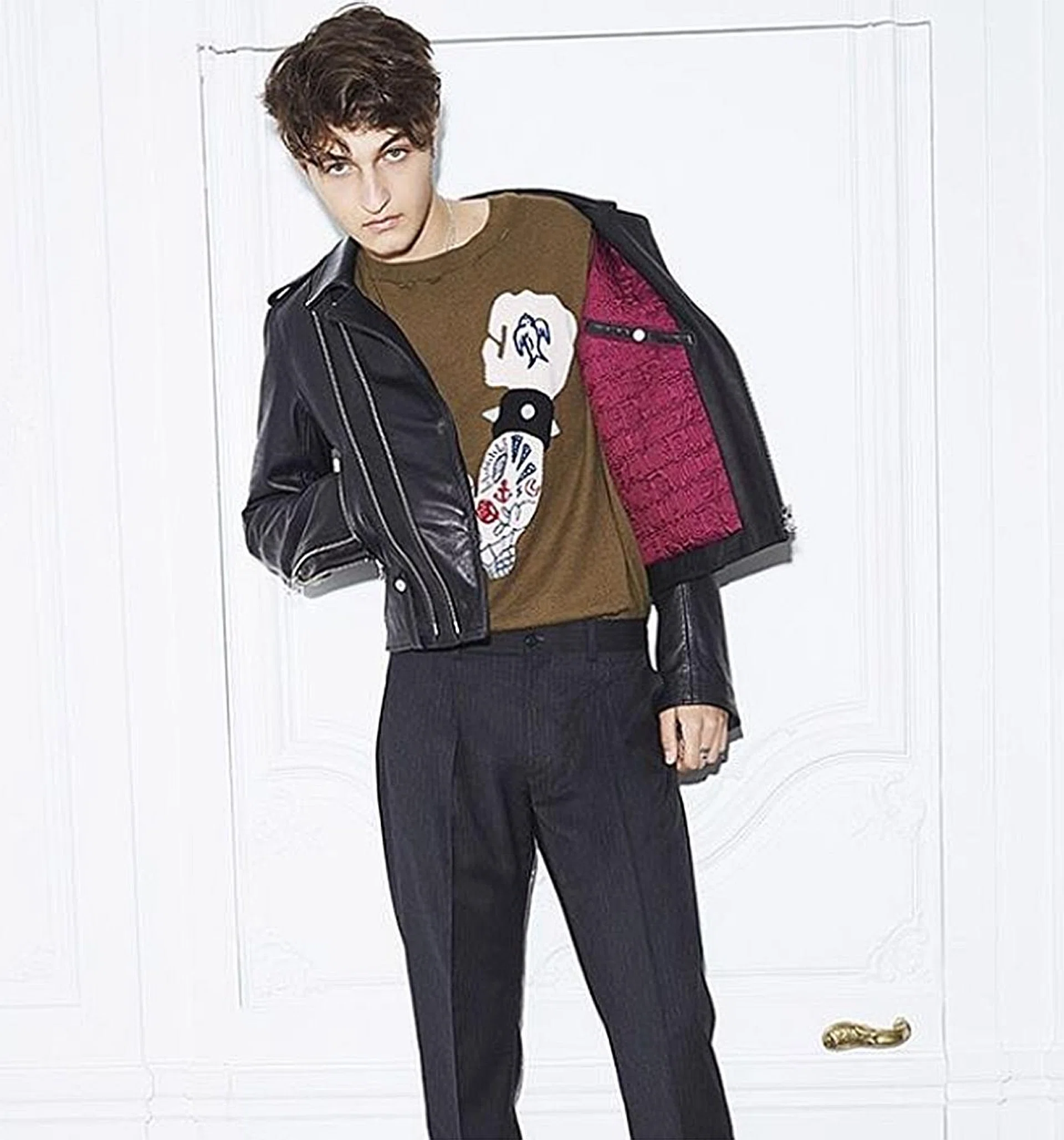 Anwar Hadid.