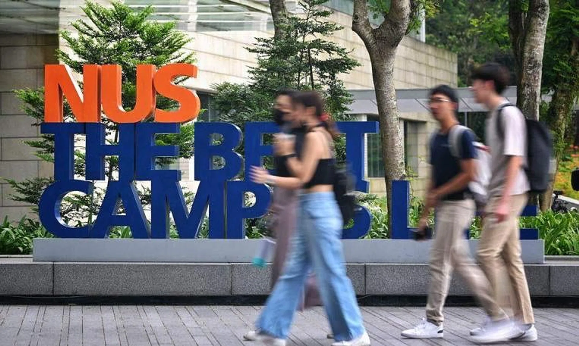 University students with only morning classes had lower grades than those with afternoon classes, a Duke-NUS Medical School study has shown.