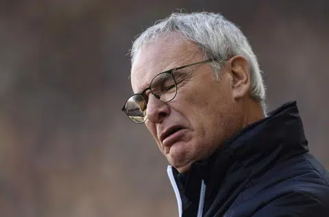 EPL's Leicester out of FA Cup, Non-league Lincoln continue