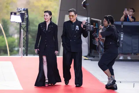 Singaporean actress Zoe Tay and actor Li Nanxing on the red carpet at the Star Awards ceremony at Mediacorp on July 6. 