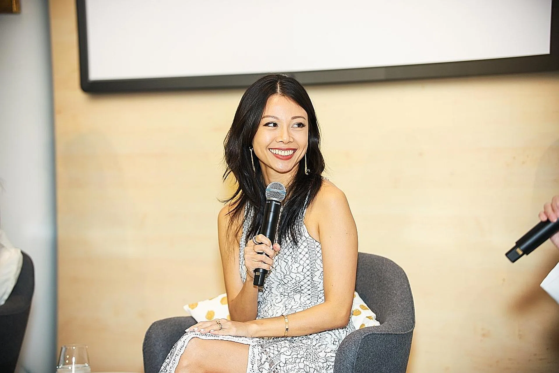 Jamie Yeo said she needed something more intense to overcome the loss of collagen in her face. 