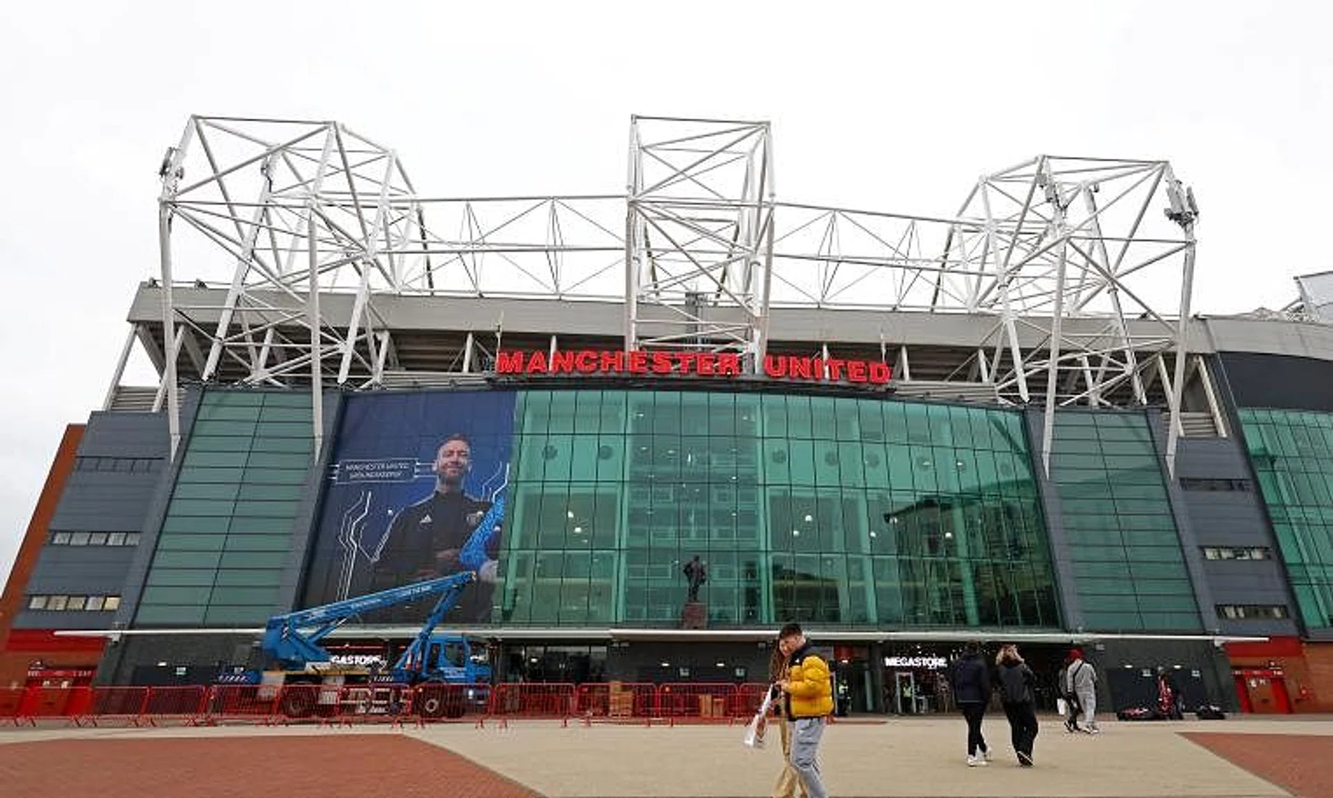 Manchester United have won a record 20 English league titles and three European Cups. 