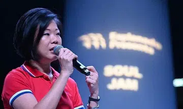Sim Ann clarifies incident at Esplanade after allegations she disrespected artistes