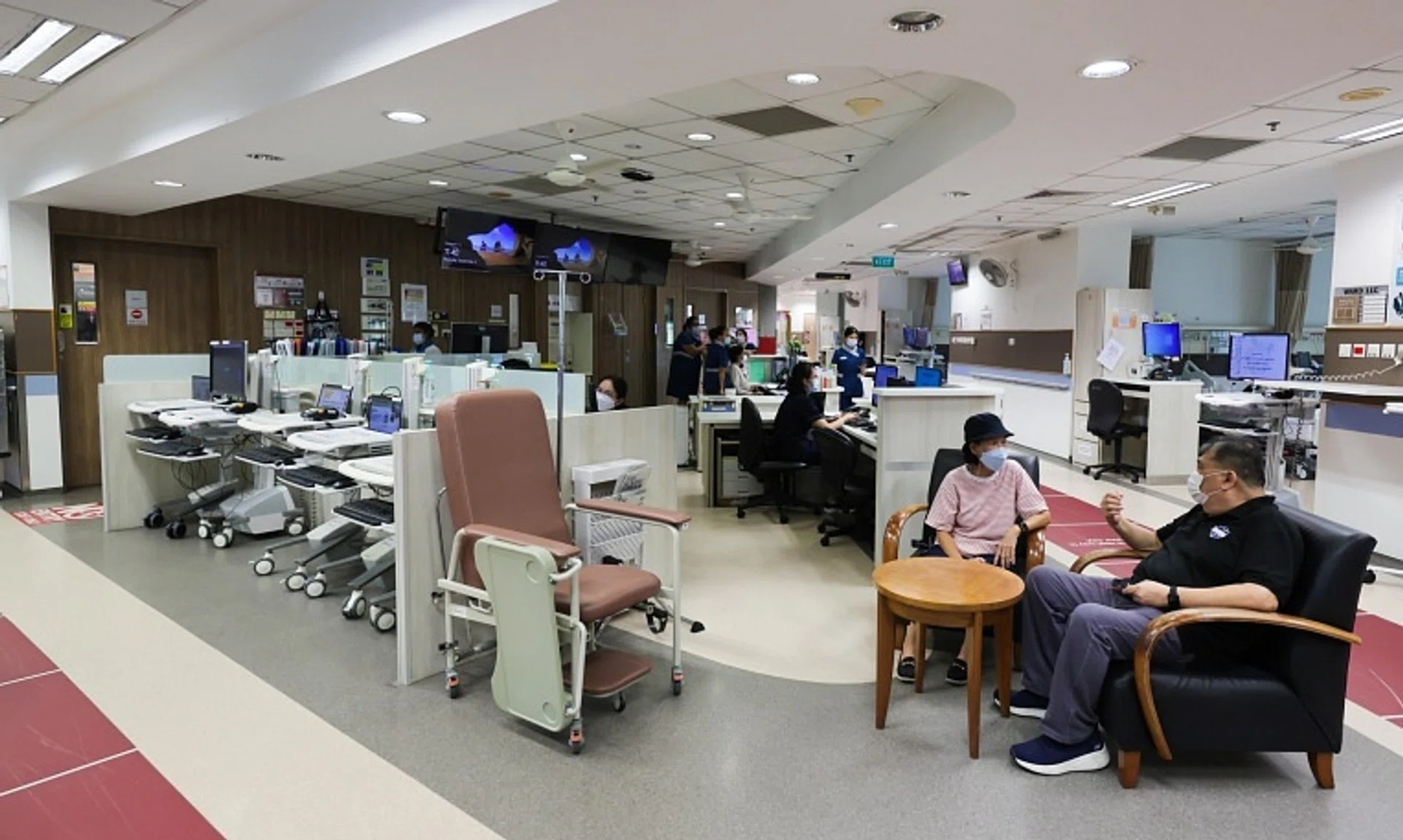 The ward encourages patients to get out of their beds to move about, and start drinking and eating earlier than the norm after surgery.