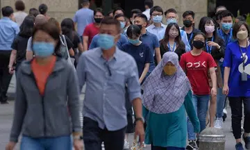 Singapore civil servants to get 0.35-month mid-year bonus