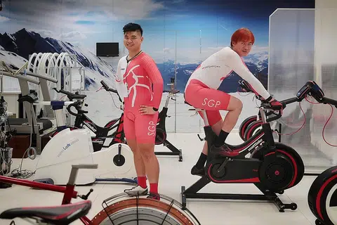 Para-cyclist Tee and pilot Ang going beyond the cycling track