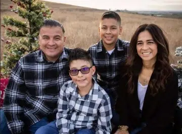 Couple find out - just weeks apart - they both have stage 4 cancer