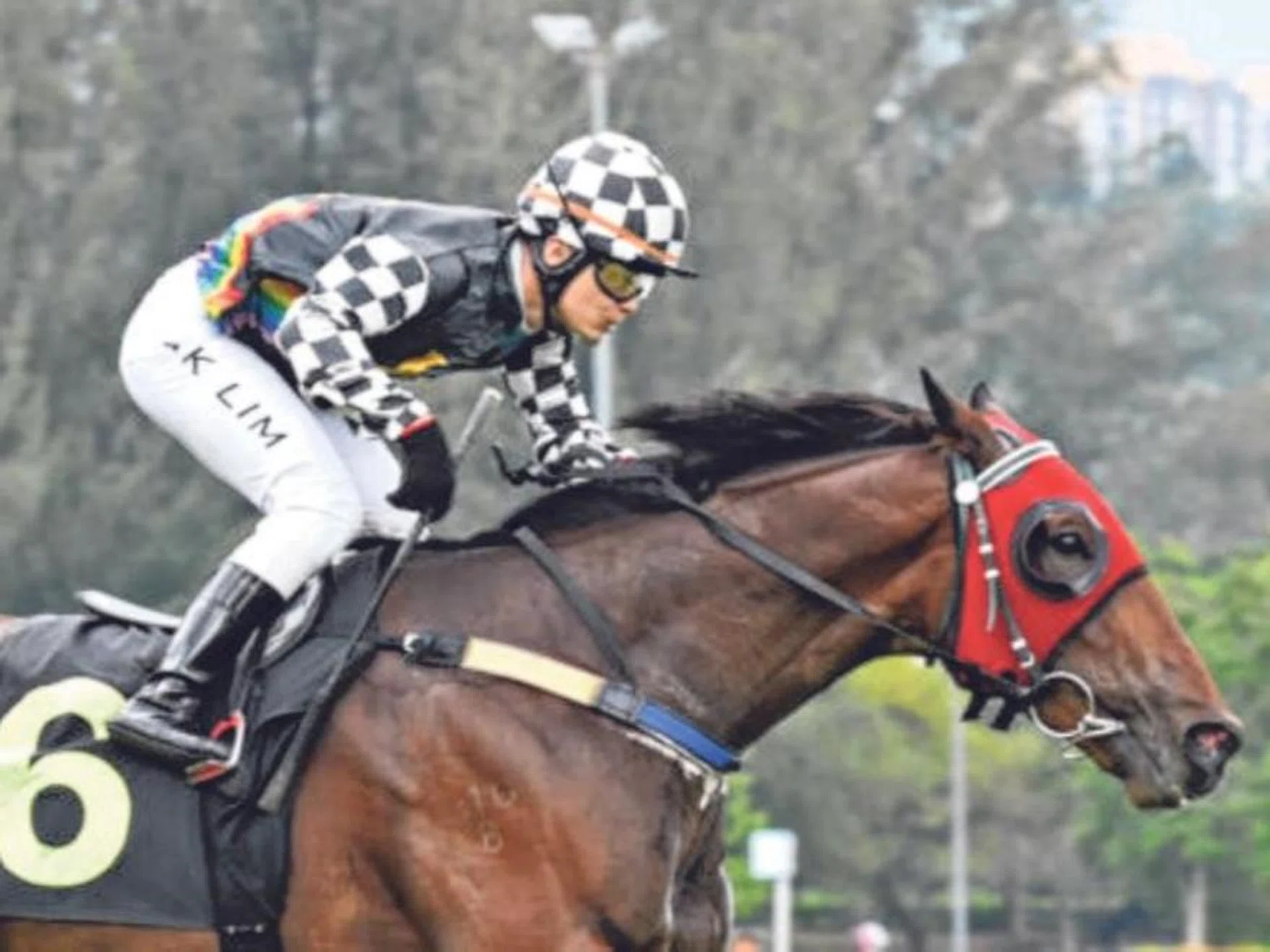 Noah Khan (Lim Aun Kean) winning the Class 3 race over 1,020m at Sungai Besi on Dec 8.
