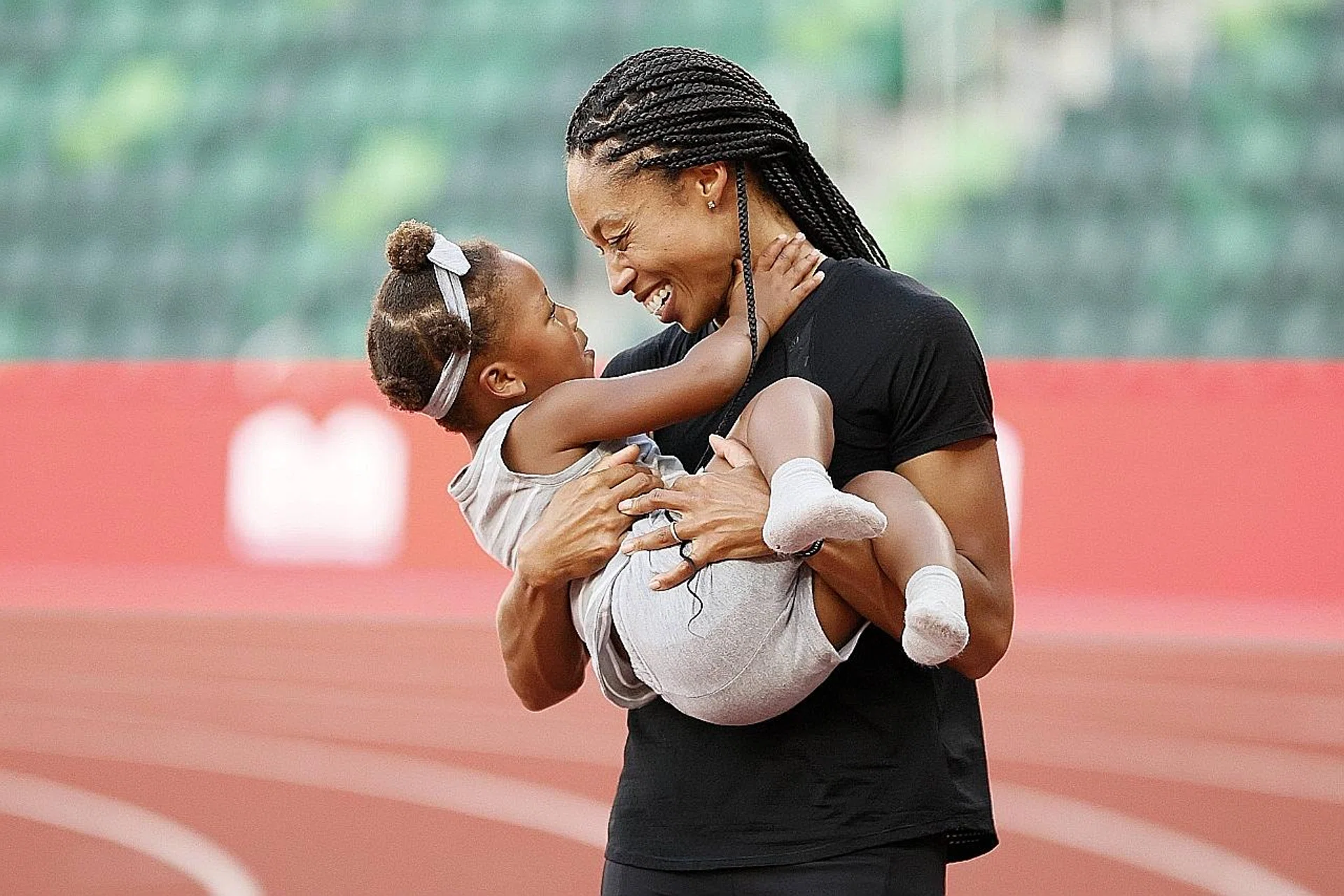 US sprinter Allyson Felix, who gave birth to her daughter Camryn three years ago, has set up a childcare fund for athletes who are mothers.
