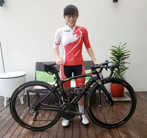 Switching gears to cycling pays off for Elizabeth Liau