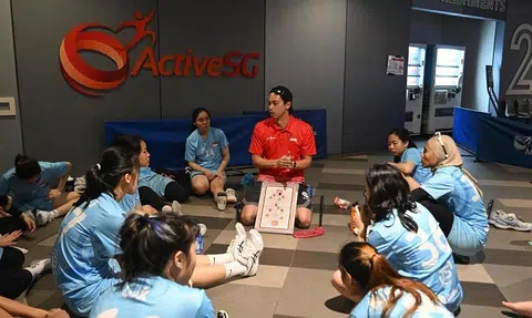 Tan Yi Ru takes over as women's floorball team coach