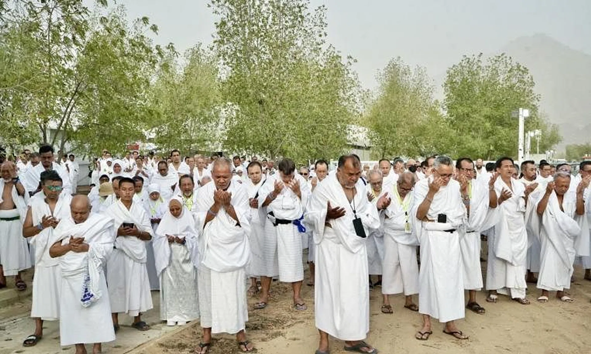 More than 1.8 million worshippers from around the world had to brave intense heat over the past few days.