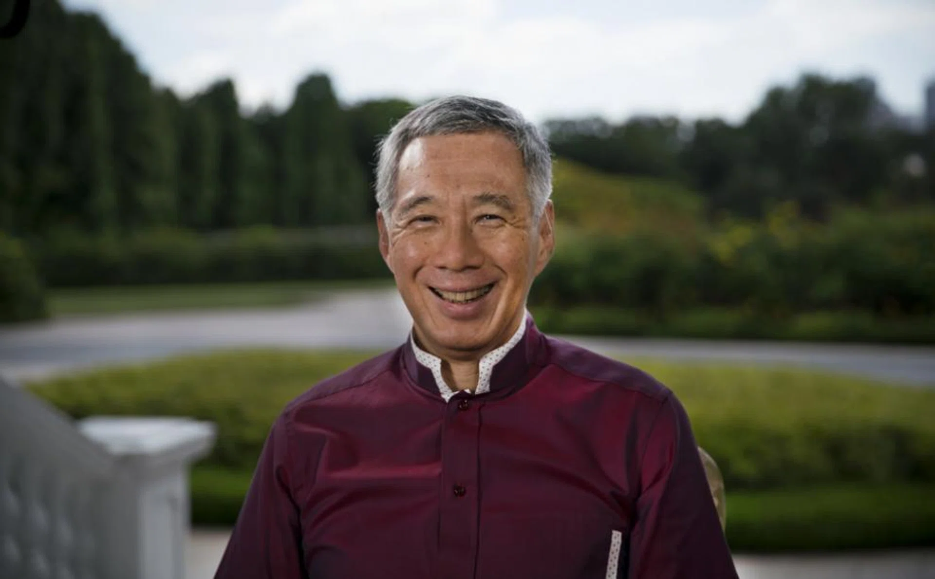 PM Lee reassures Singaporeans that the economy is not doing too badly. 