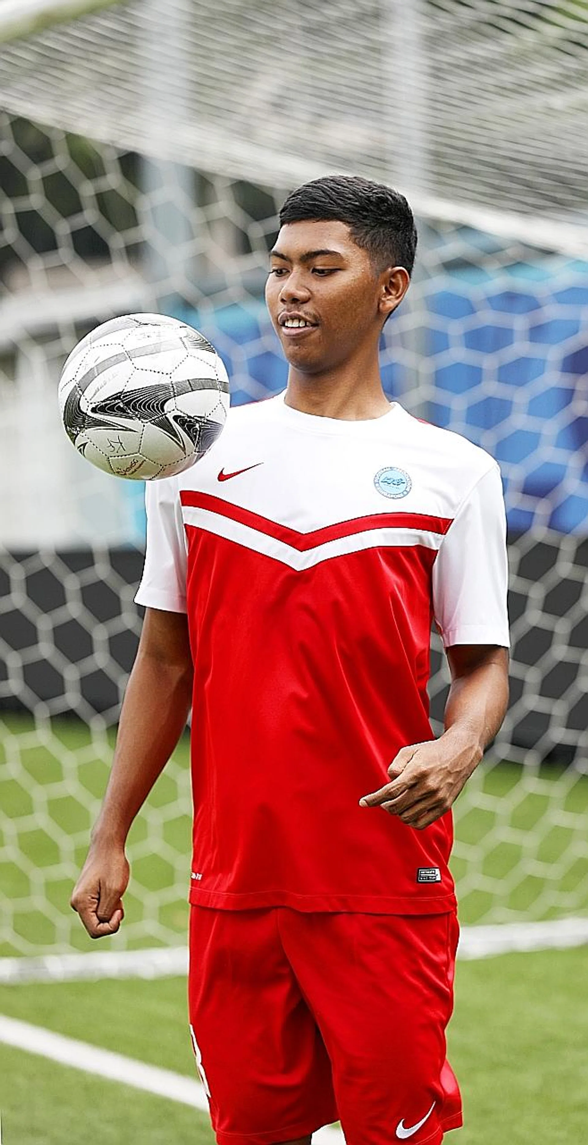 Rezza Rezky Ramadhani sought his coach's help to improve. 