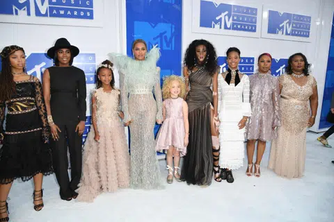 Ex-NYC mayor slams Beyonce's act