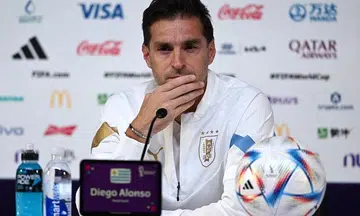 Uruguay coach Alonso wants his players to 'break free' against Ghana