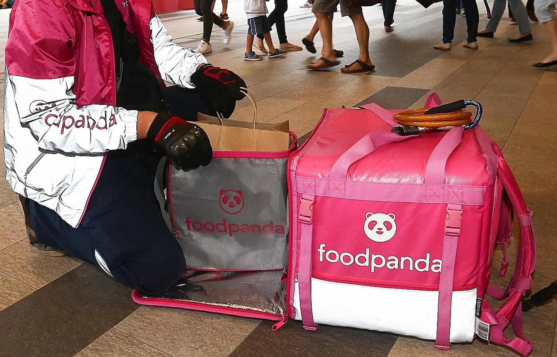 A Foodpanda spokesman told TNP yesterday the deliveryman has been blacklisted and will not be working with the firm again. 