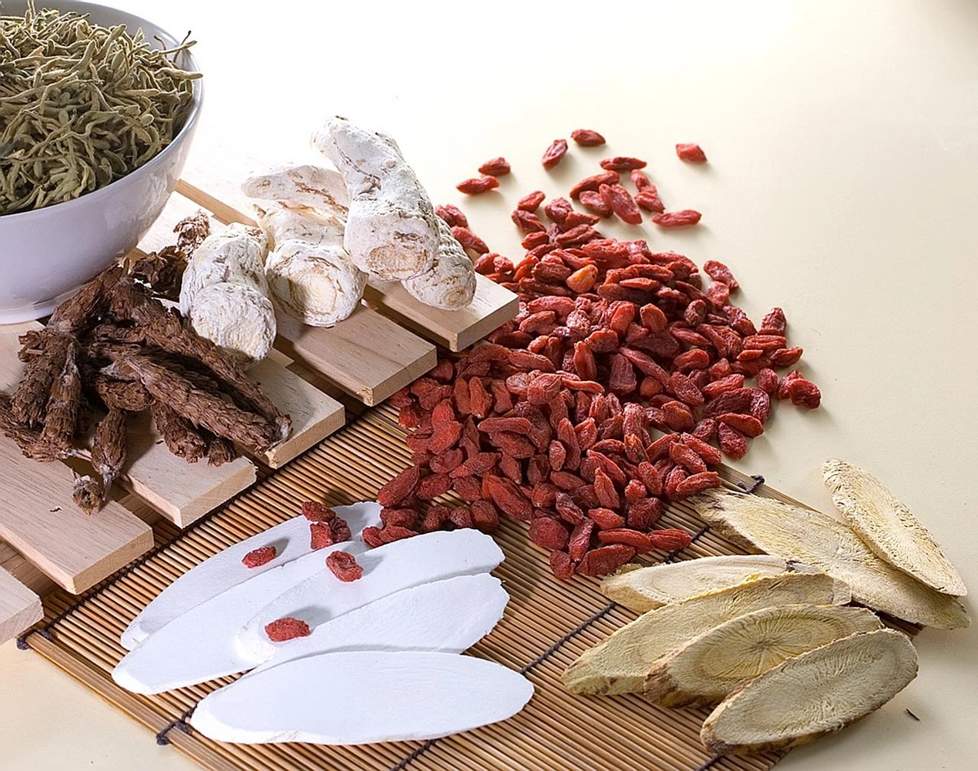 Herbal remedies and acupuncture can be used to promote better digestion.
