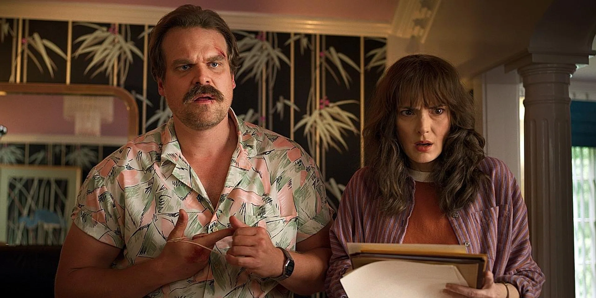 David Harbour and Winona Ryder in Stranger Things 3.