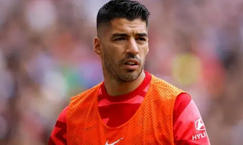 Luis Suarez returns to boyhood Uruguayan club Nacional