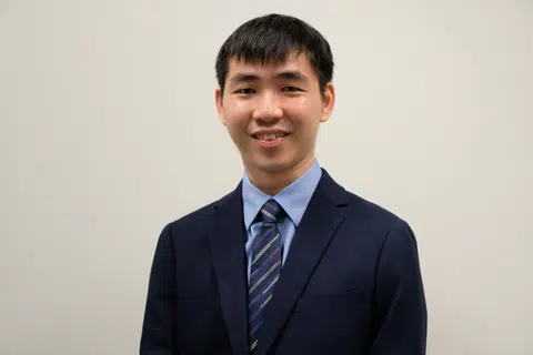 Some studies show that extroverts are evaluated more positively by others and more successful at obtaining follow-up job interviews, says Dr Vincent Oh.