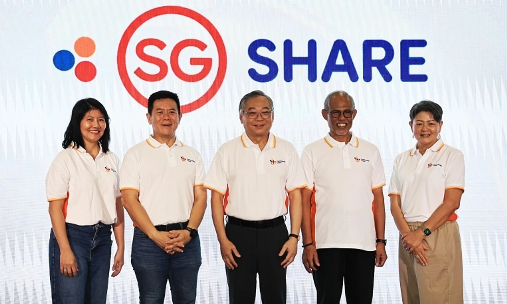 (From left) National Council of Social Service (NCSS) chief executive Tan Li San, Community Chest chairman Chew Sutat, DPM Gan Kim Yong, Minister for Social and Family Development Masagos Zulkifli and NCSS president Anita Fam launching SGShare.