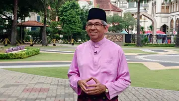 Dr Yaacob: Muslims must embrace non-Muslims also