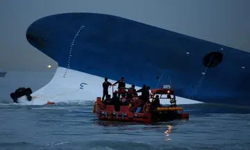 10 years after ferry disaster, mothers express grief