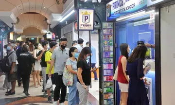 Queues at money changers as Singdollar hits all-time high against Malaysian ringgit
