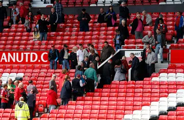Man Utd game abandoned after suspect package found