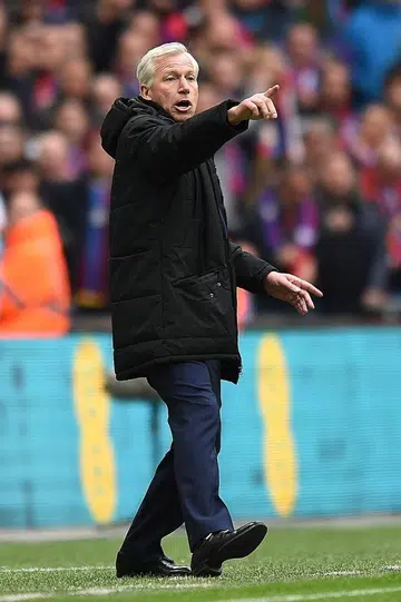 Whatever the result, van Gaal must go, says Neil Humphreys