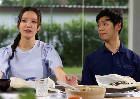 Annette Lee would feed their kid food that's dropped to the floor, husband says