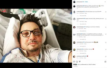 Actor Jeremy Renner posts first selfie after snow plow accident