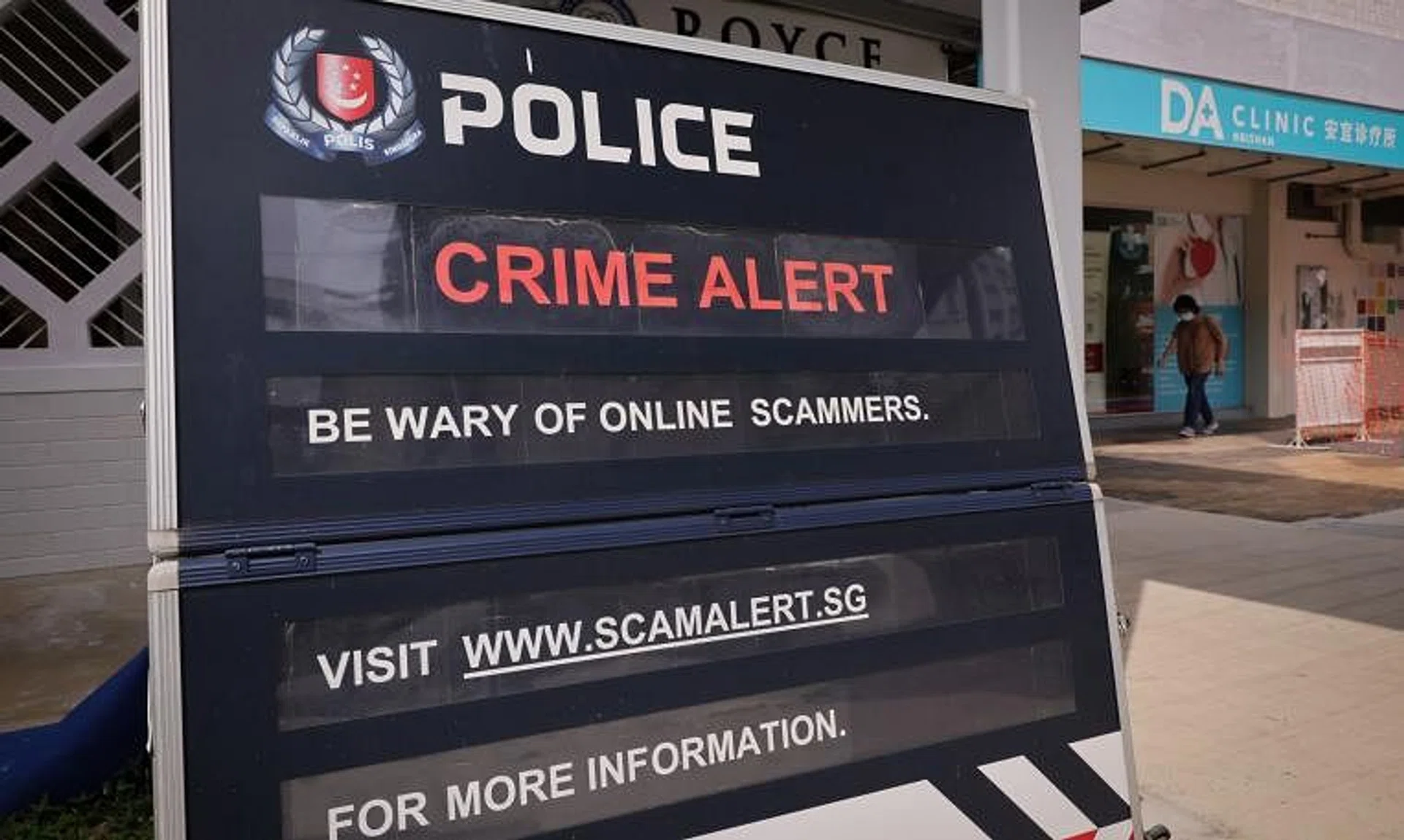 The 174 men and 102 women, aged between 16 and 71, are believed to be involved in more than 1,200 scams.
