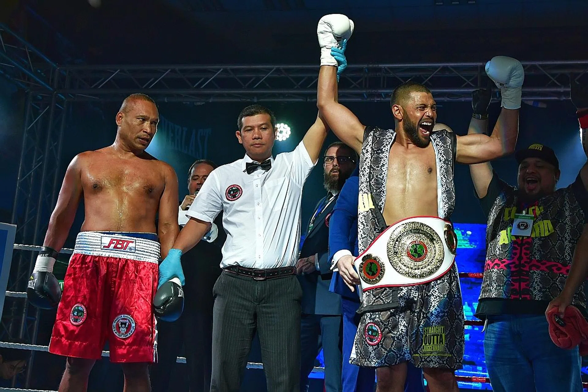 Rafi Majid winning the UBO super middleweight Asia Pacific title at the Roar of Singapore event yesterday
