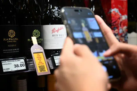 Customers can also consult an AI-powered wine sommelier for recommendations.