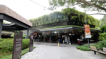 No penalties for Bukit Canberra hawkers who cannot provide free meals: Ong Ye Kung