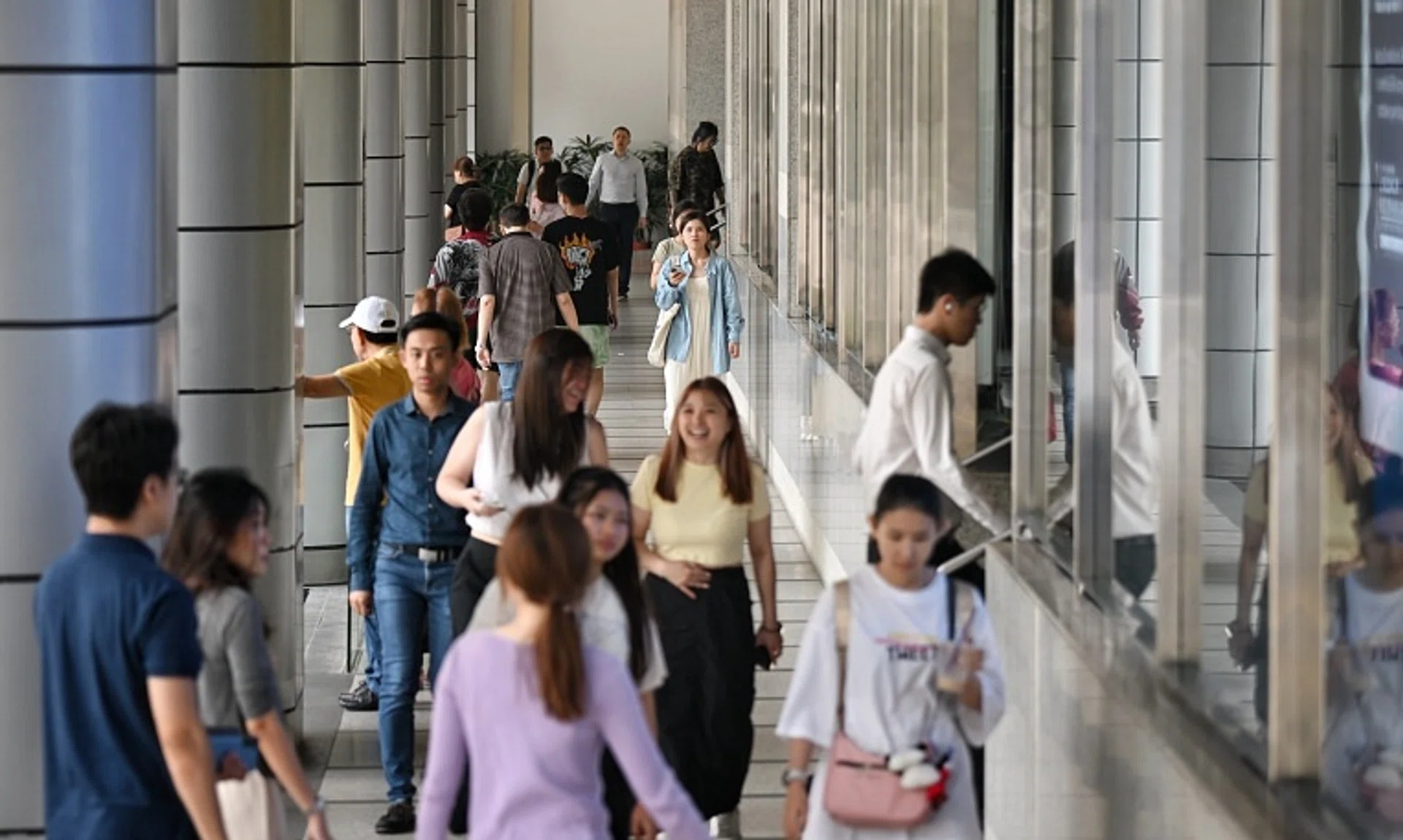 The initiative aims to support companies in expanding overseas while simultaneously building a globally competitive workforce. 