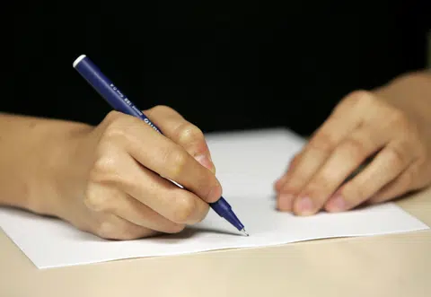 Teen who wrote her way out of isolation