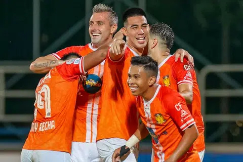 Hougang United shock league champions Albirex to reach their first Singapore Cup final