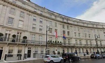 S'pore govt officer in London warned for leaving kids home alone