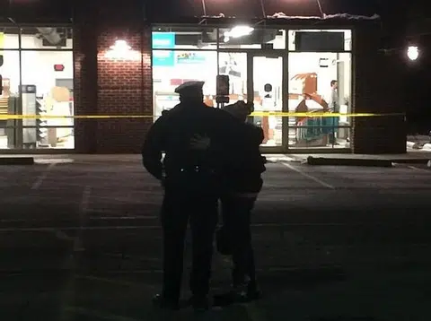 Machete attack in US restaurant injures 4