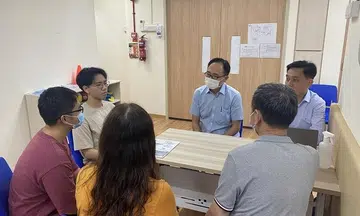 MP Liang Eng Hwa meets residents before start of treatment for nose cancer