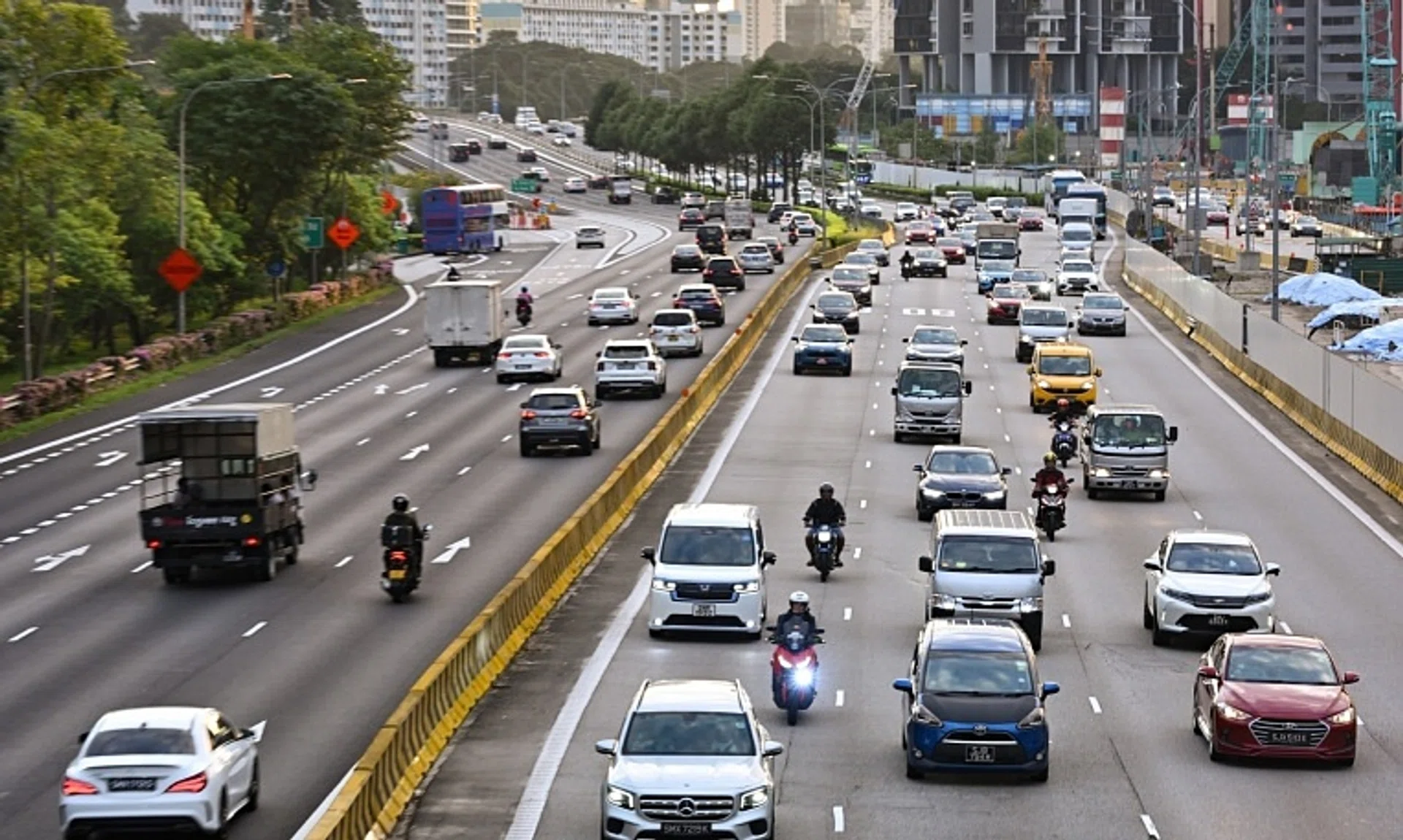 This review comes amid a worsening road traffic situation.