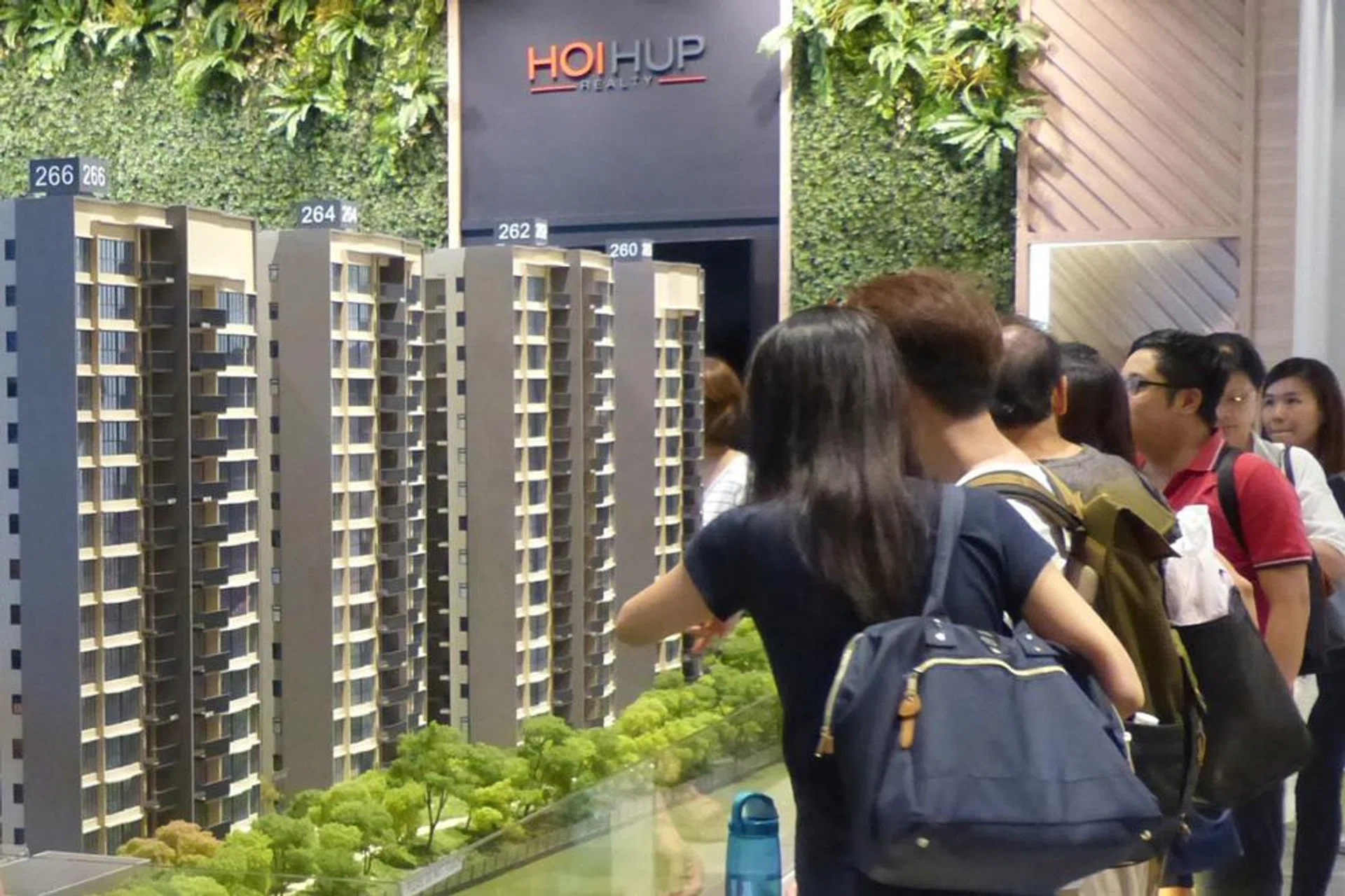 Sales rose to 821 last month from 654 units last year. 